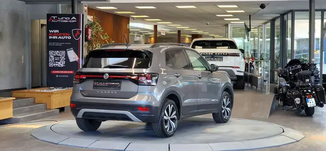 Volkswagen T-Cross view 7
