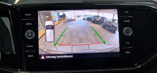 Volkswagen T-Cross view 14