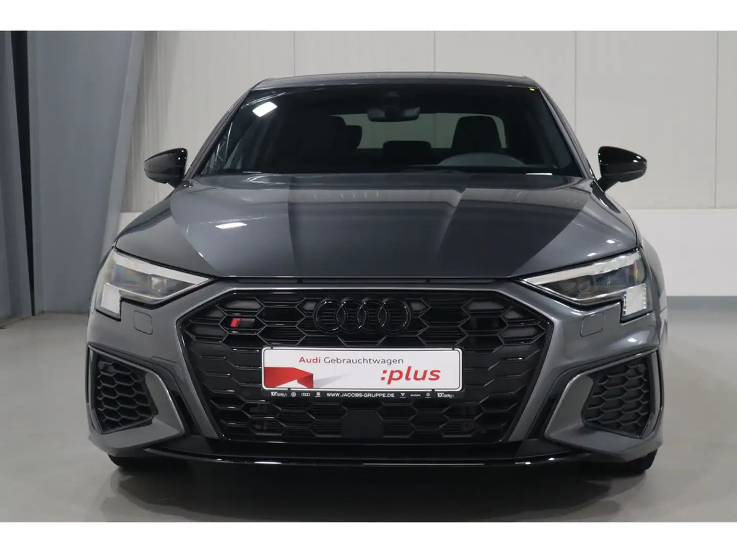 Audi S3 Lim. 2.0 TFSI quattro DigitalCockp*MatrixLED*Ambie Grau - 2
