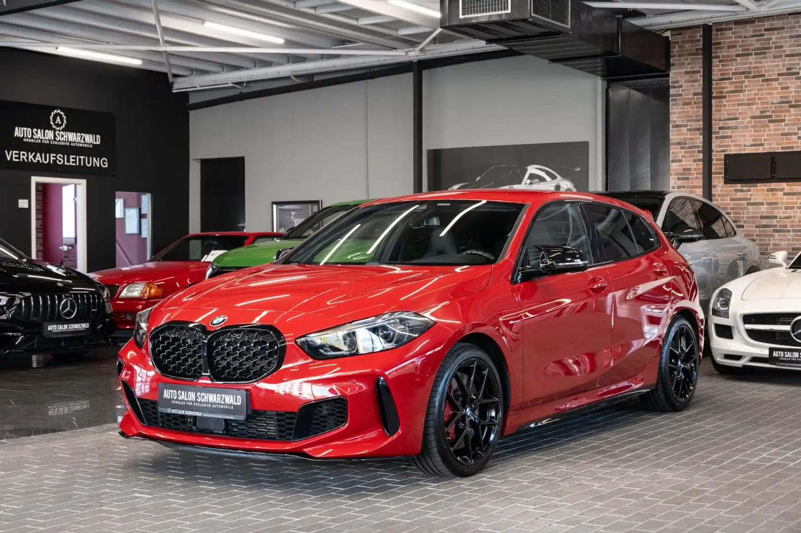 BMW 135 i xDrive|M-SITZE|HEAD-UP|H&K|LED|NAVI|KAMERA Rot - 2