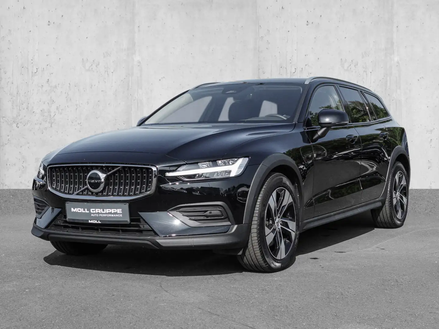 Volvo V60 Cross Country B4 AWD Plus ACC LED Schwarz - 2