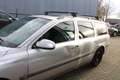 Volvo V70 2.3 T-5 Comfort Line Gris - thumbnail 4