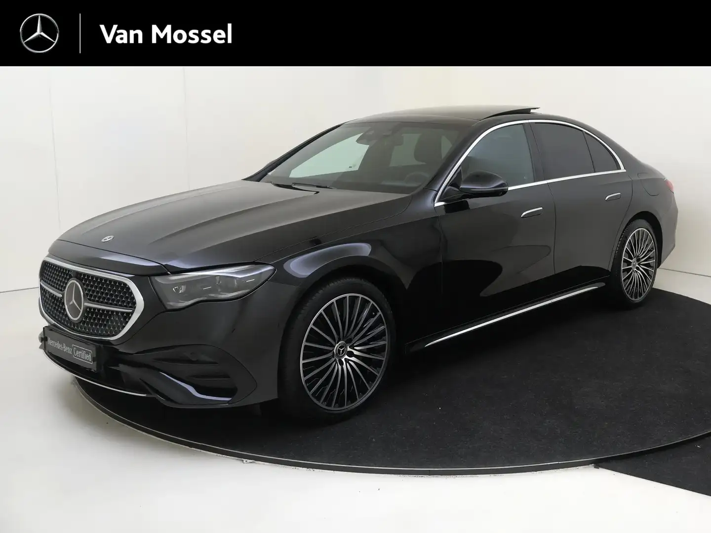 Mercedes-Benz E 300 e Sport Edition / Superscreen / Panaroma-dak / Mem Zwart - 1