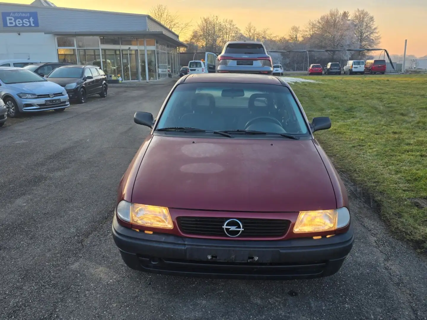 Opel Astra 1.6 GL GSHD 1.HAND ORIGINAL 39000KM Rot - 2