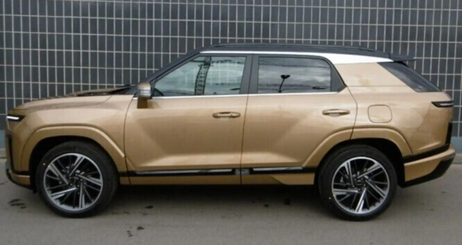 KGM Actyon 1,5 GDI Turbo Premium FWD Aut. Oro - 2