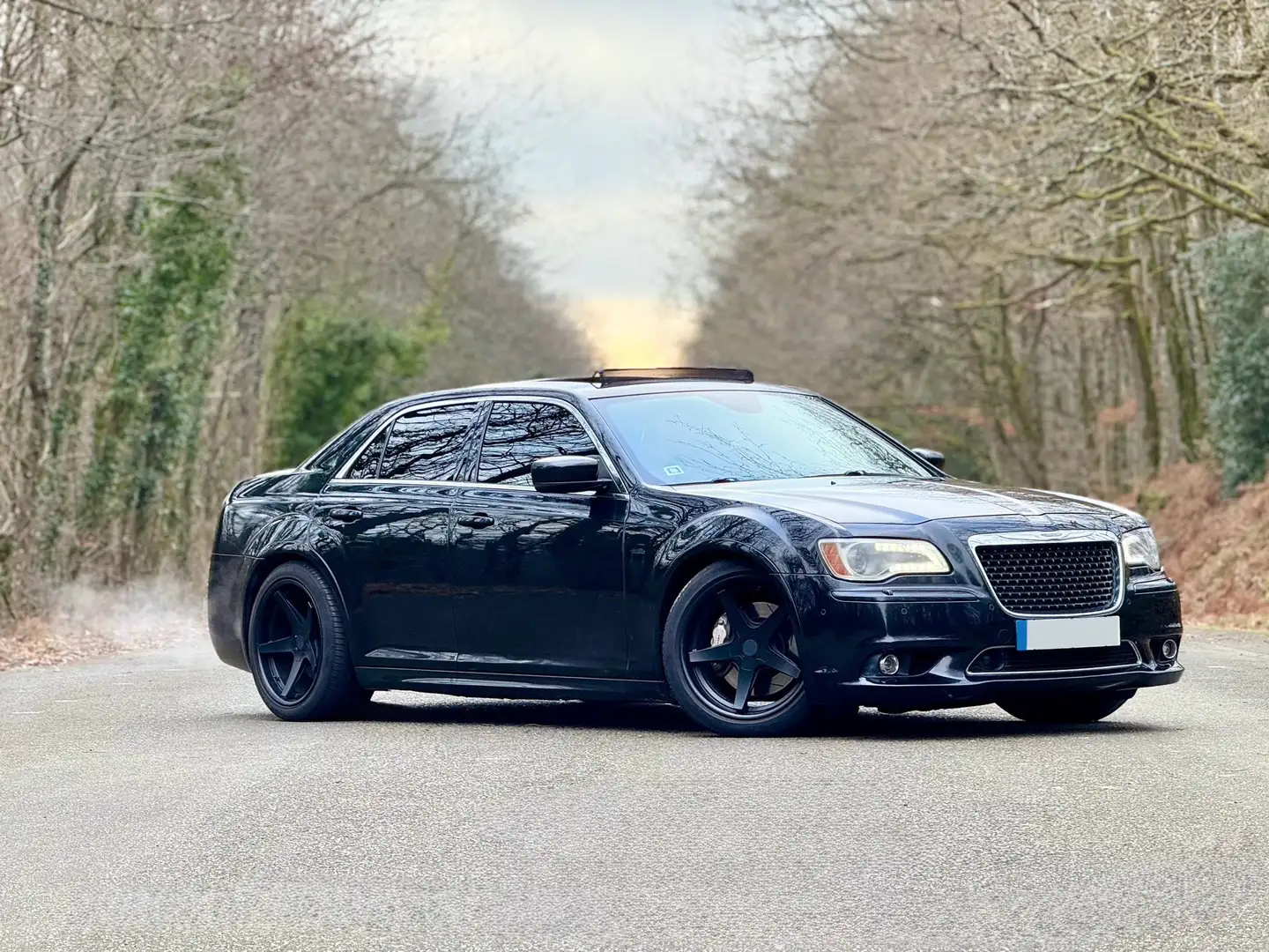 Chrysler 300 SRT 6.4 HEMI 392 - 1