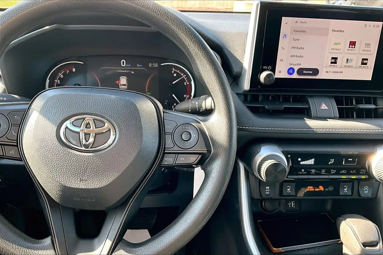 Toyota RAV 4 снимка Toyota RAV 4