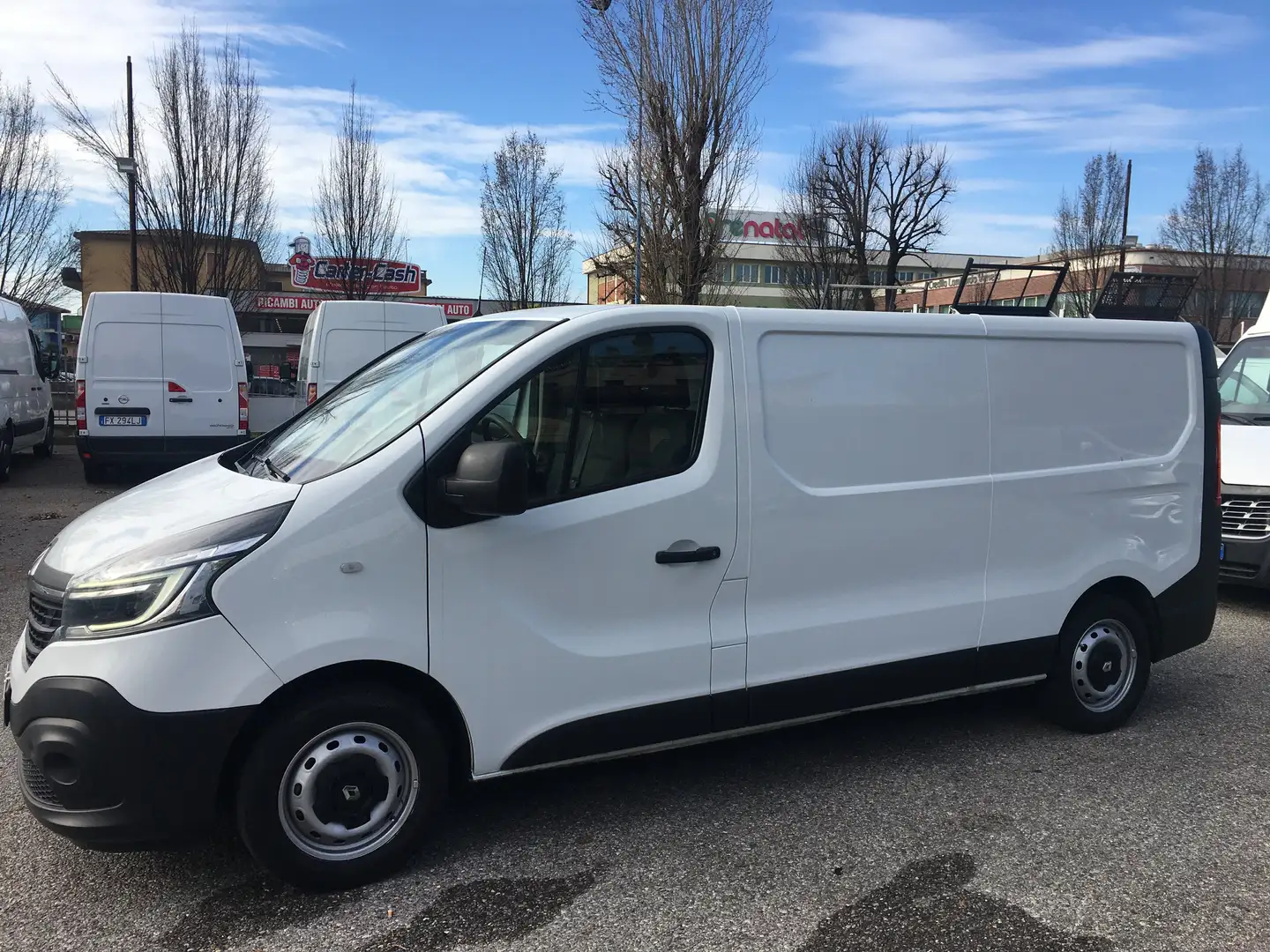 Renault Trafic 145 DCI - LUNGO Wit - 1