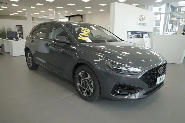 Hyundai i30 view 8