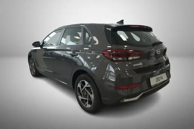 Hyundai i30 view 5