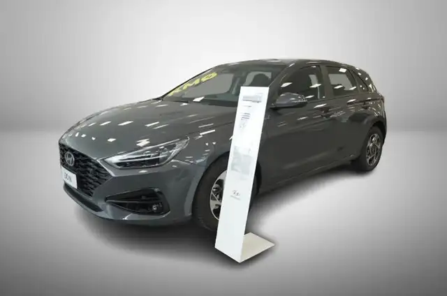 Hyundai i30 view 4