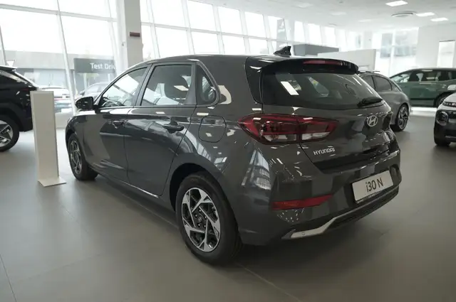 Hyundai i30 view 10