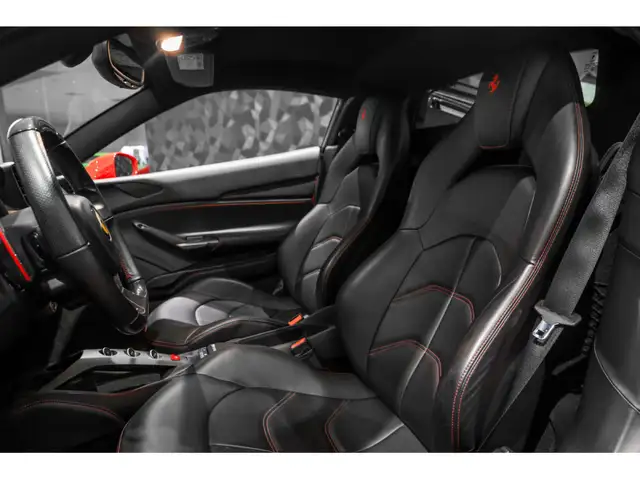 Ferrari 488 GTB view 10