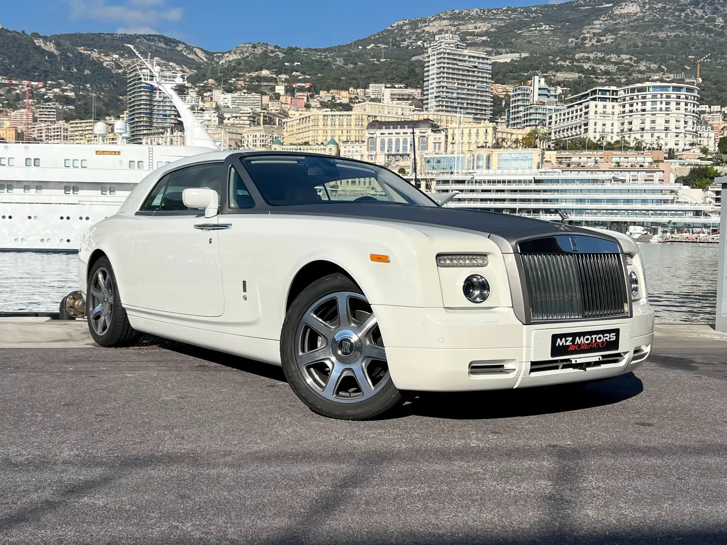 Rolls-Royce Phantom Coupé 6.75 V12 bijela - 2