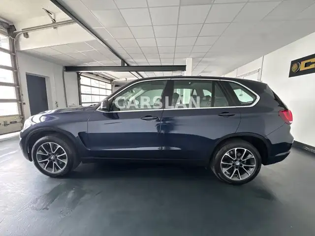 BMW X5 view 9