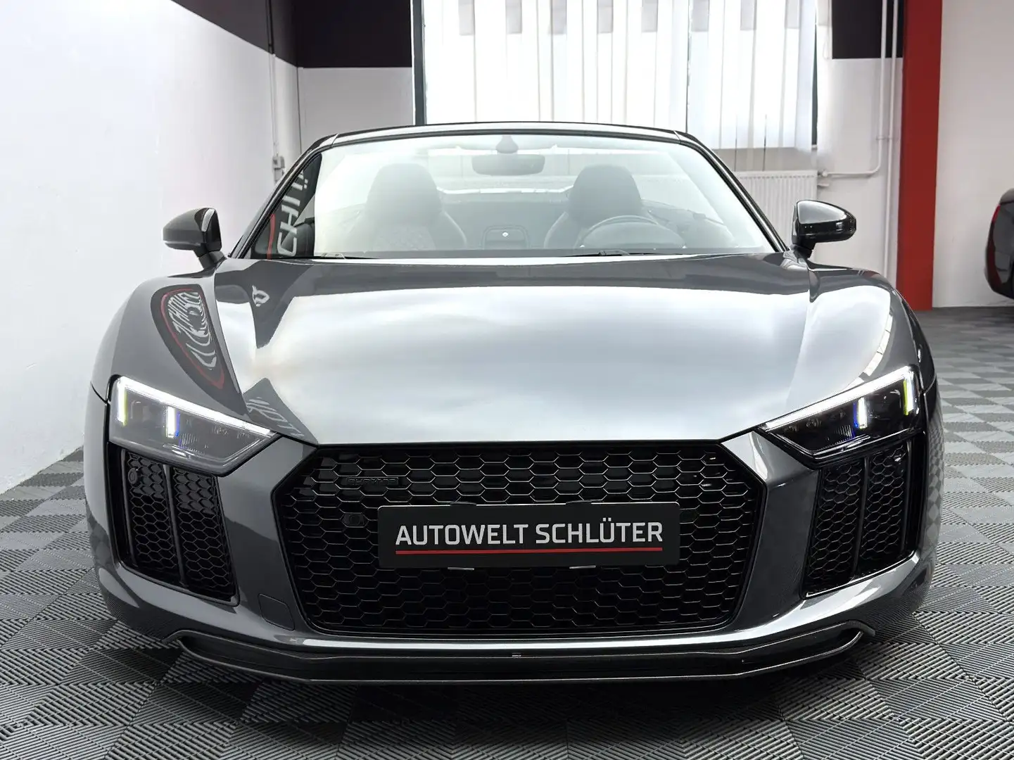 Audi R8 Spyder 5.2 FSI Quattro*Kline Inconel*HRE*KW* Grau - 2