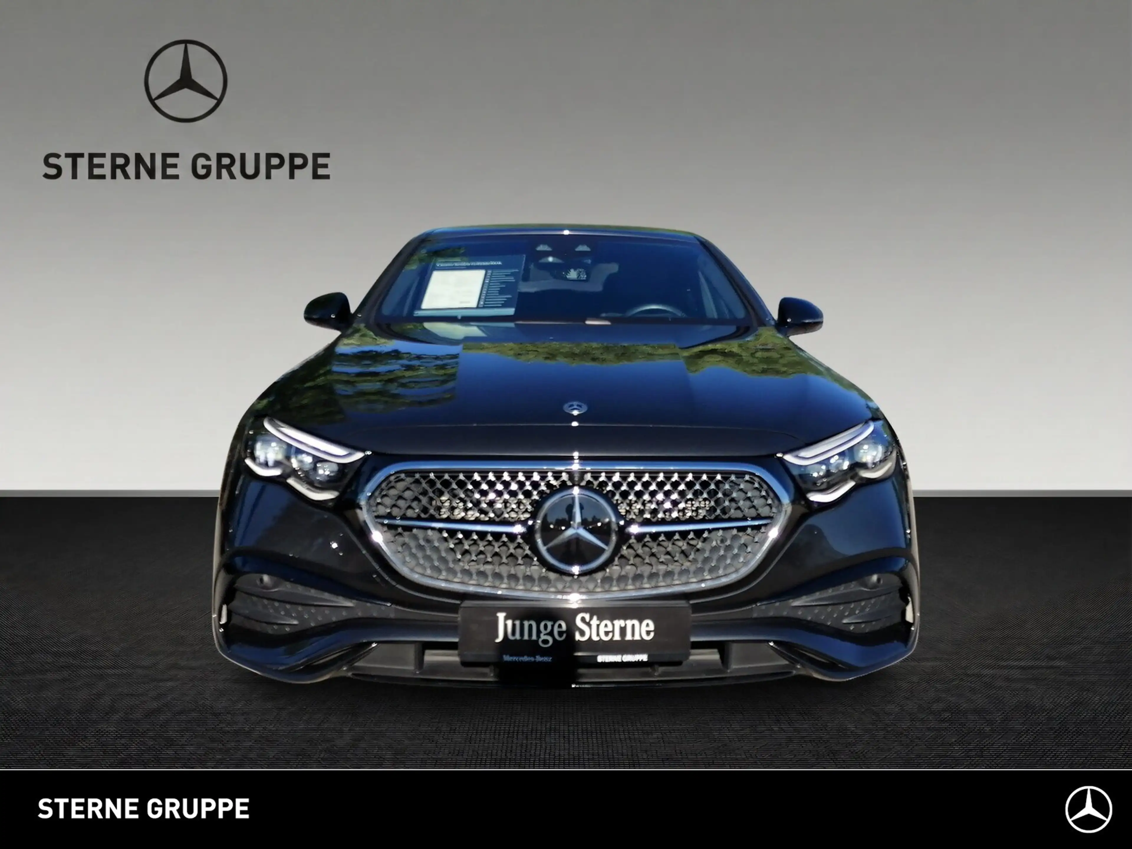 Mercedes-Benz E 450 E 450 d 4M AMG NIGHT AHK Dist Mem 360 Ambi+ Keyl — photo 3