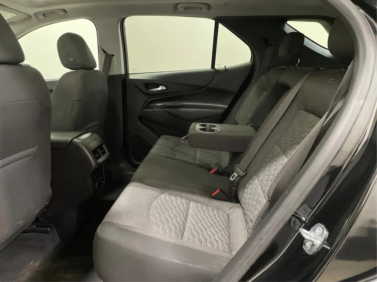 Chevrolet Equinox снимка Chevrolet Equinox