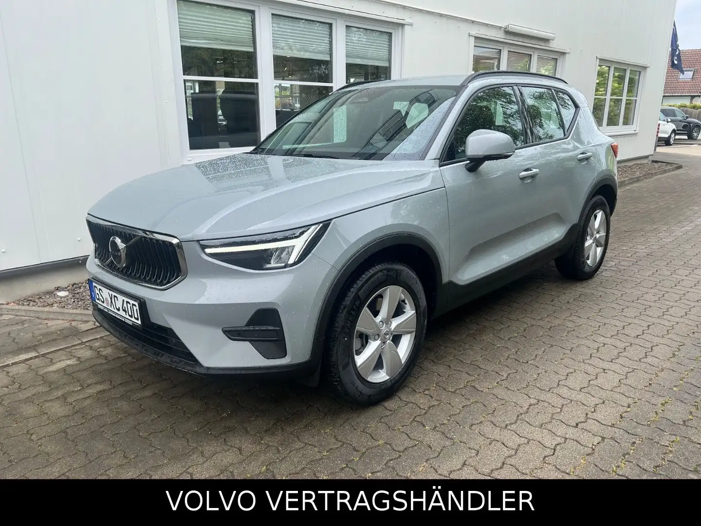 Volvo XC40 B3 Geartronic Essential GARANTIE Grau - 1