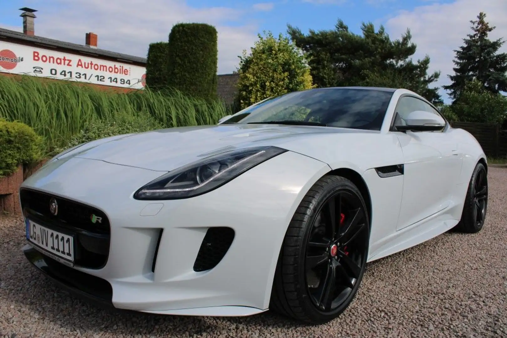 Jaguar F-Type R Coupe AWD Aut. *kein OPF,NP: 133.000,Leder* Weiß - 2