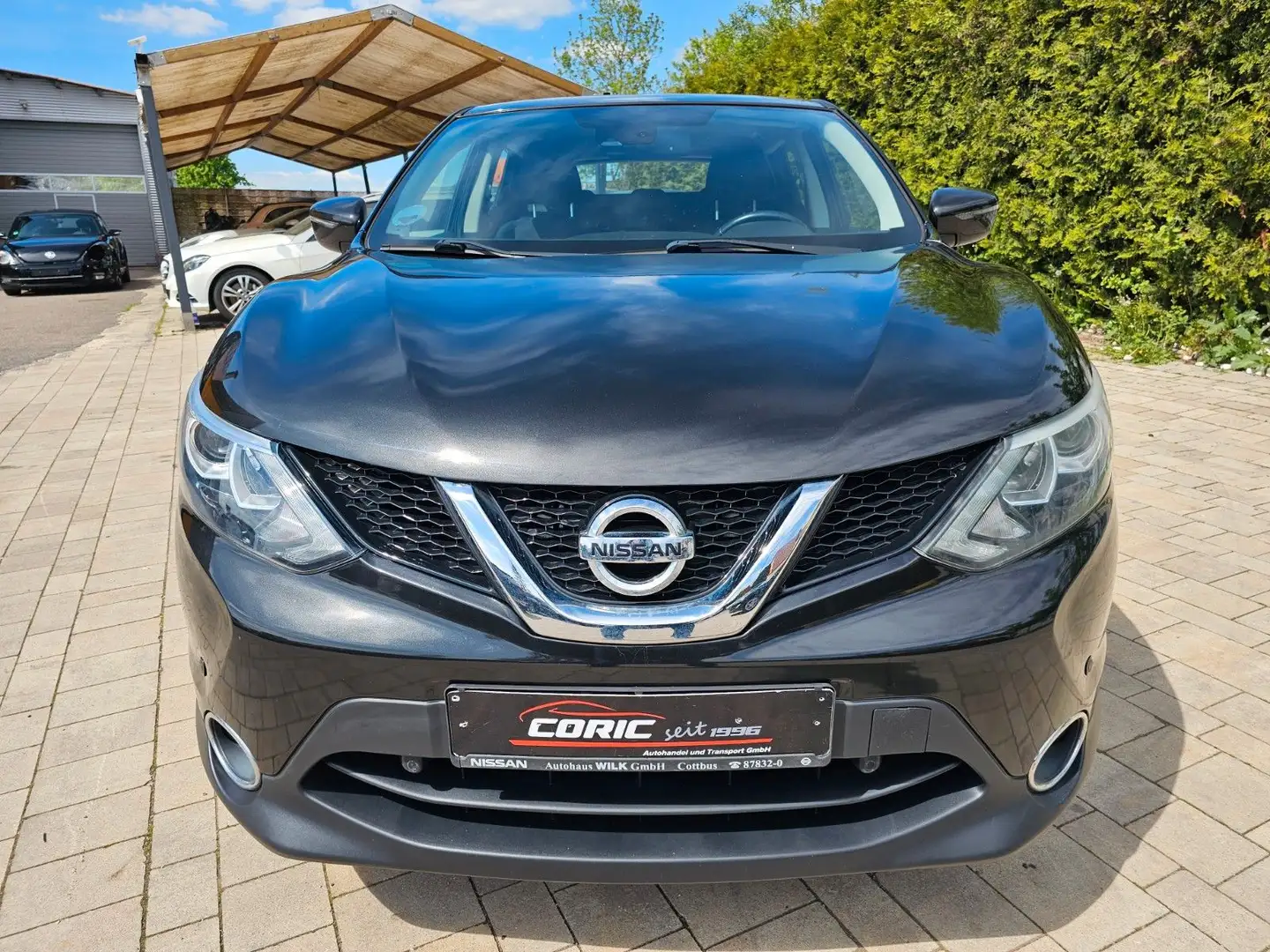 Nissan Qashqai Acenta Schwarz - 1