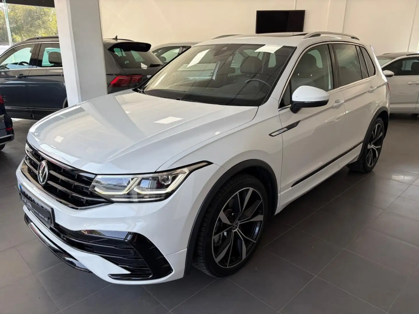 Volkswagen Tiguan 2.0TDI R-Line 4Motion DSG 147kW Blanco - 1