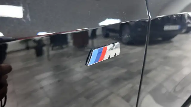 BMW X5 view 13