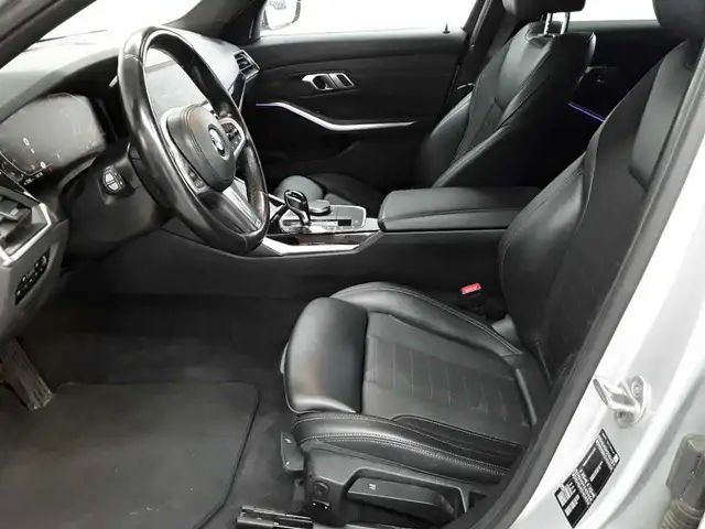 BMW 3 Series view 7