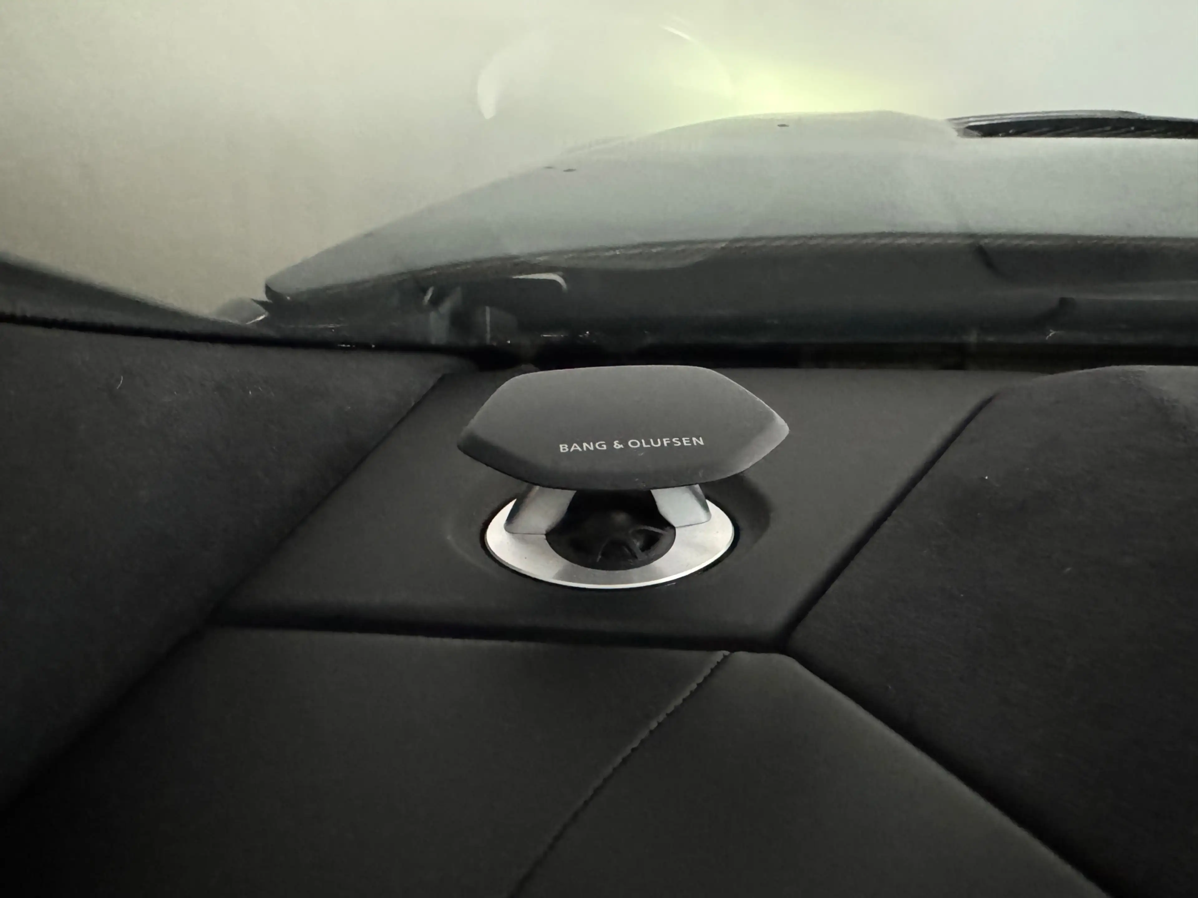 Lamborghini Urus 4.0 V8 Mansory Pano|Carbon|B&O 3D|HuD|Memory|360 — photo 8