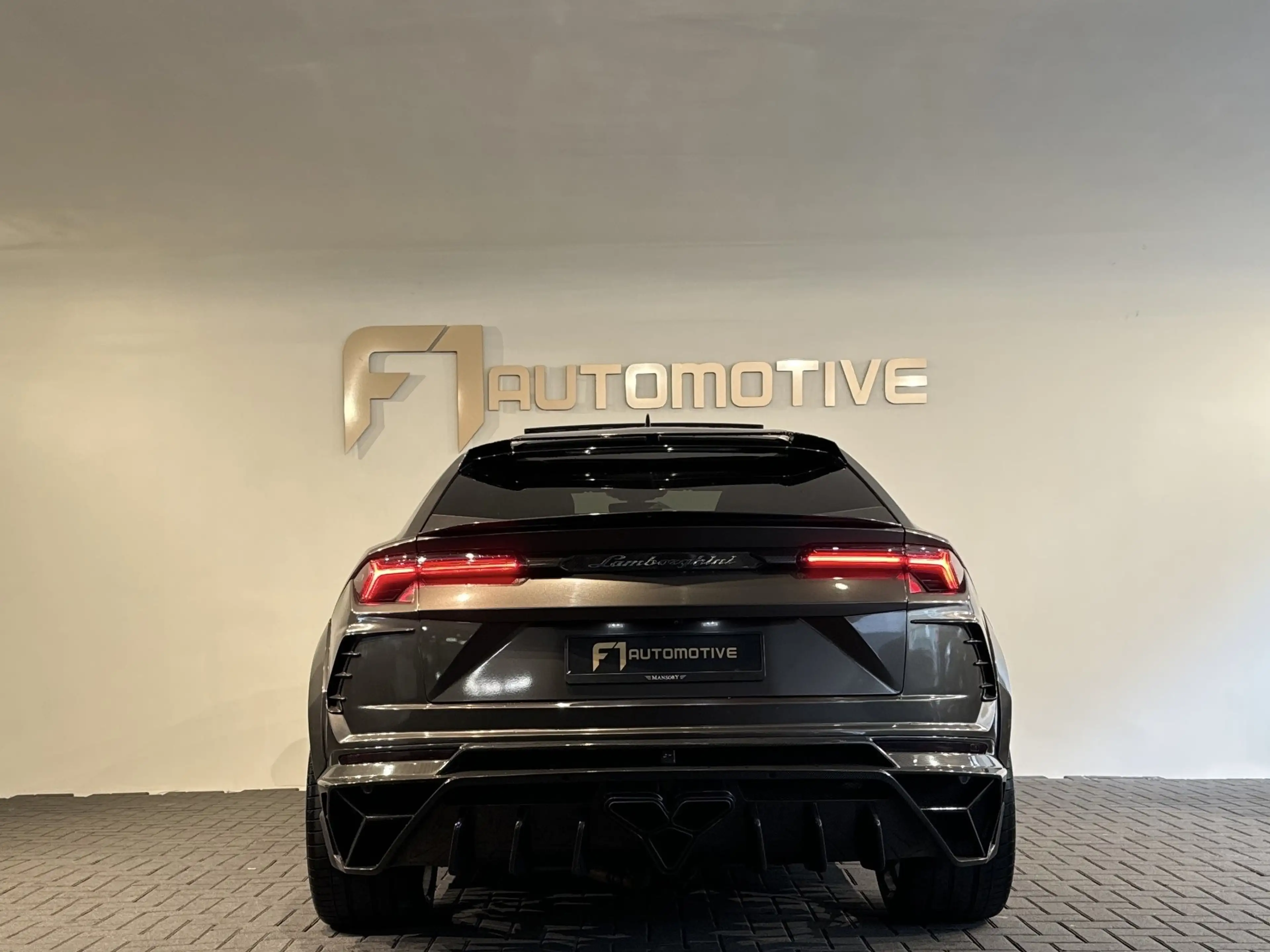 Lamborghini Urus 4.0 V8 Mansory Pano|Carbon|B&O 3D|HuD|Memory|360 — photo 14