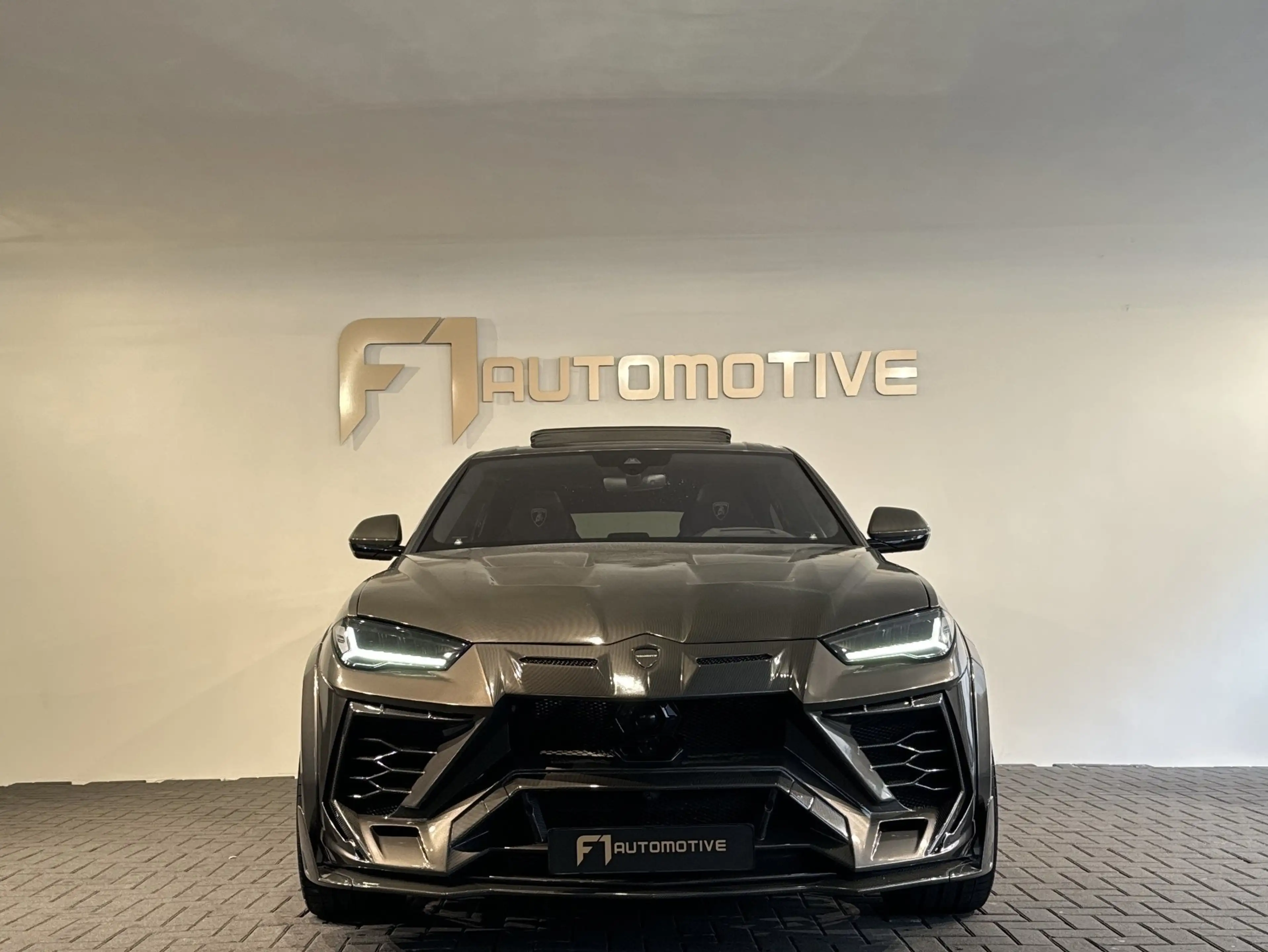 Lamborghini Urus 4.0 V8 Mansory Pano|Carbon|B&O 3D|HuD|Memory|360 — photo 11