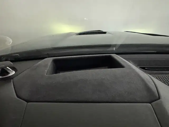 Lamborghini Urus view 13