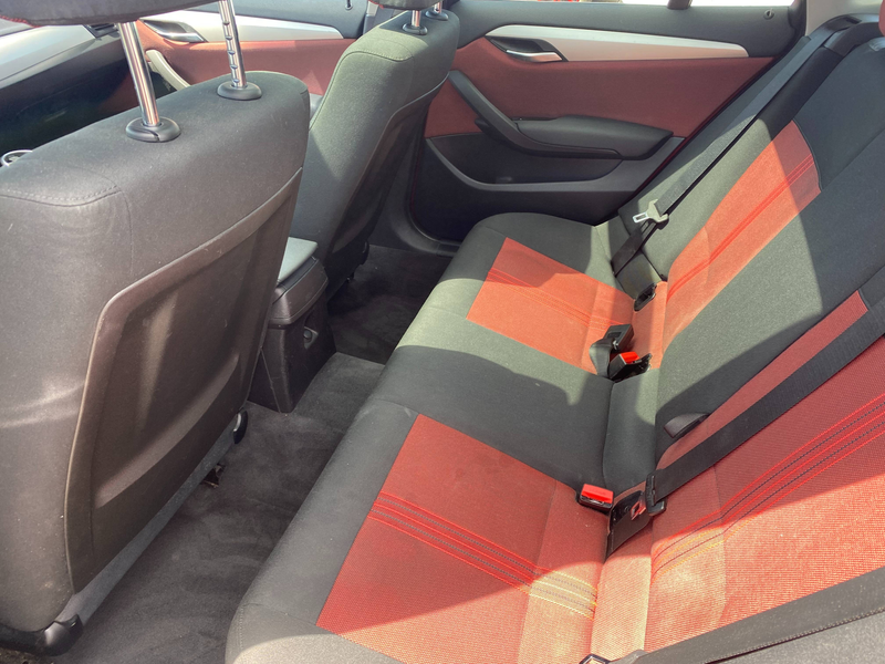 BMW X1 xDrive 20 i — photo 7