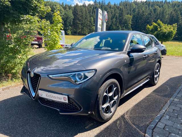 Imagine Alfa Romeo Stelvio 2.0 Turbo Q4 AT8 TI Garantie bis 03/2027