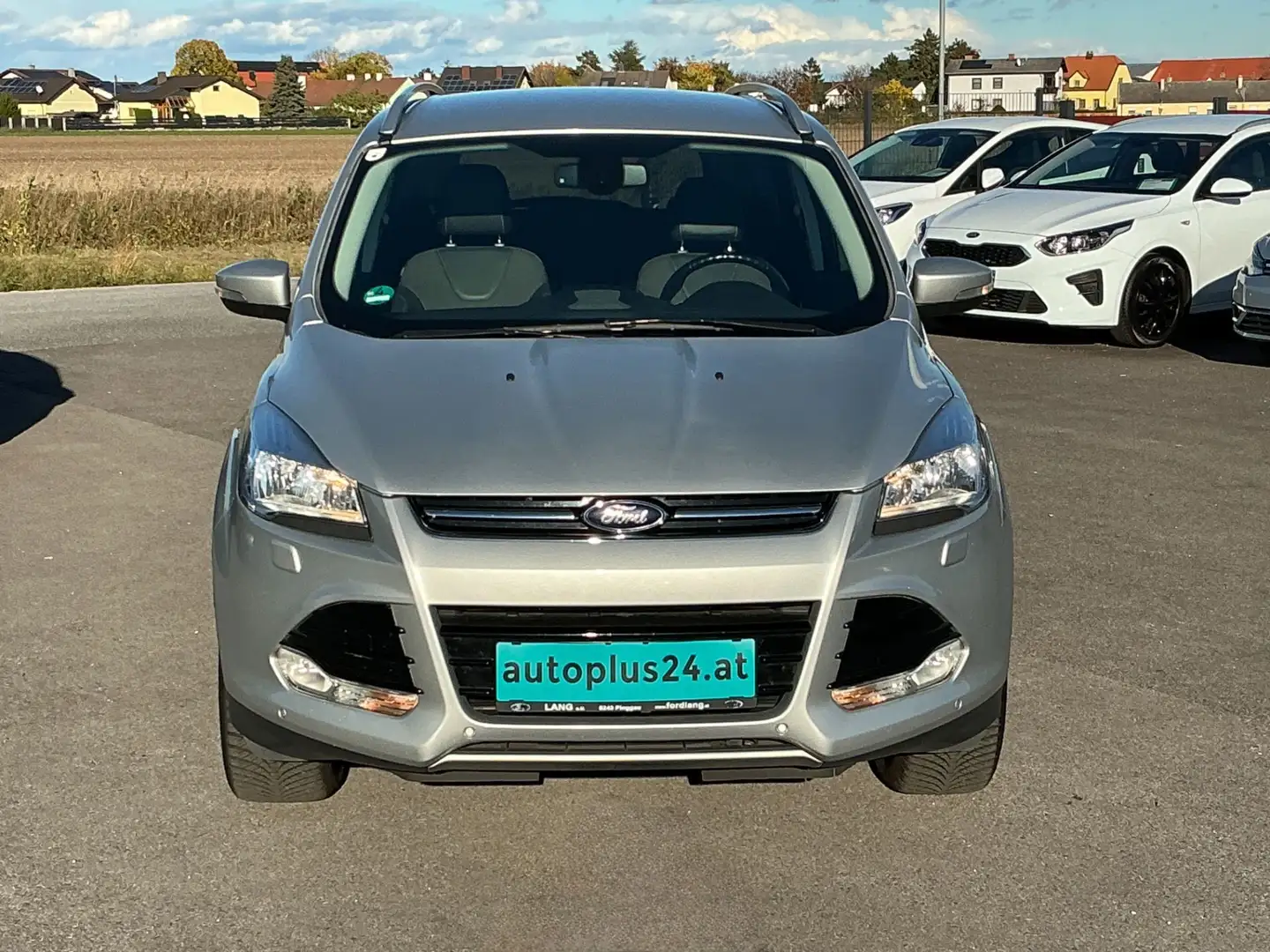Ford Kuga 2,0 TDCi Titanium 4x4 Grau - 2