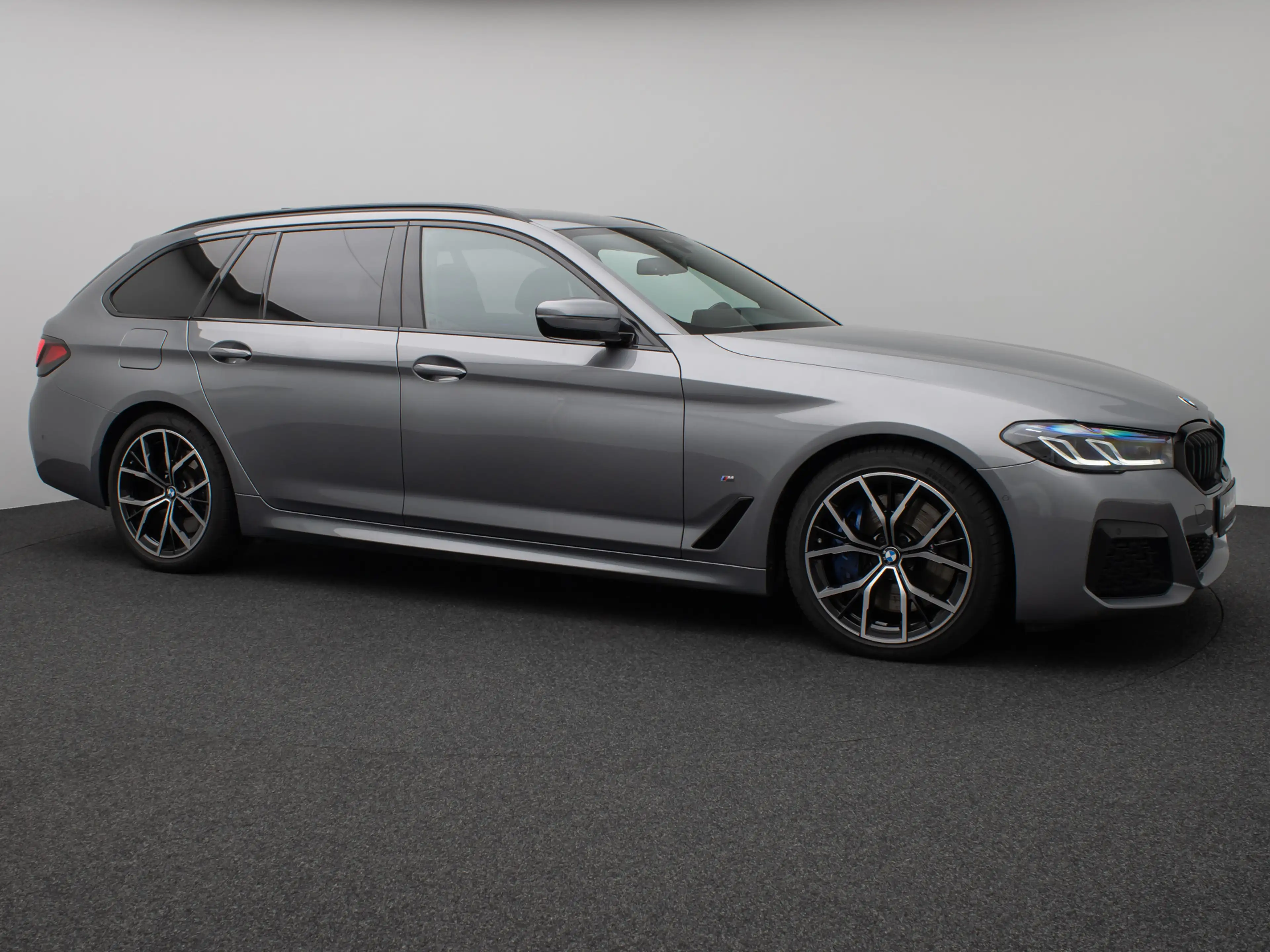BMW 530 M Sport Pro Kamera Laser HUD HiFi DAB — photo 4