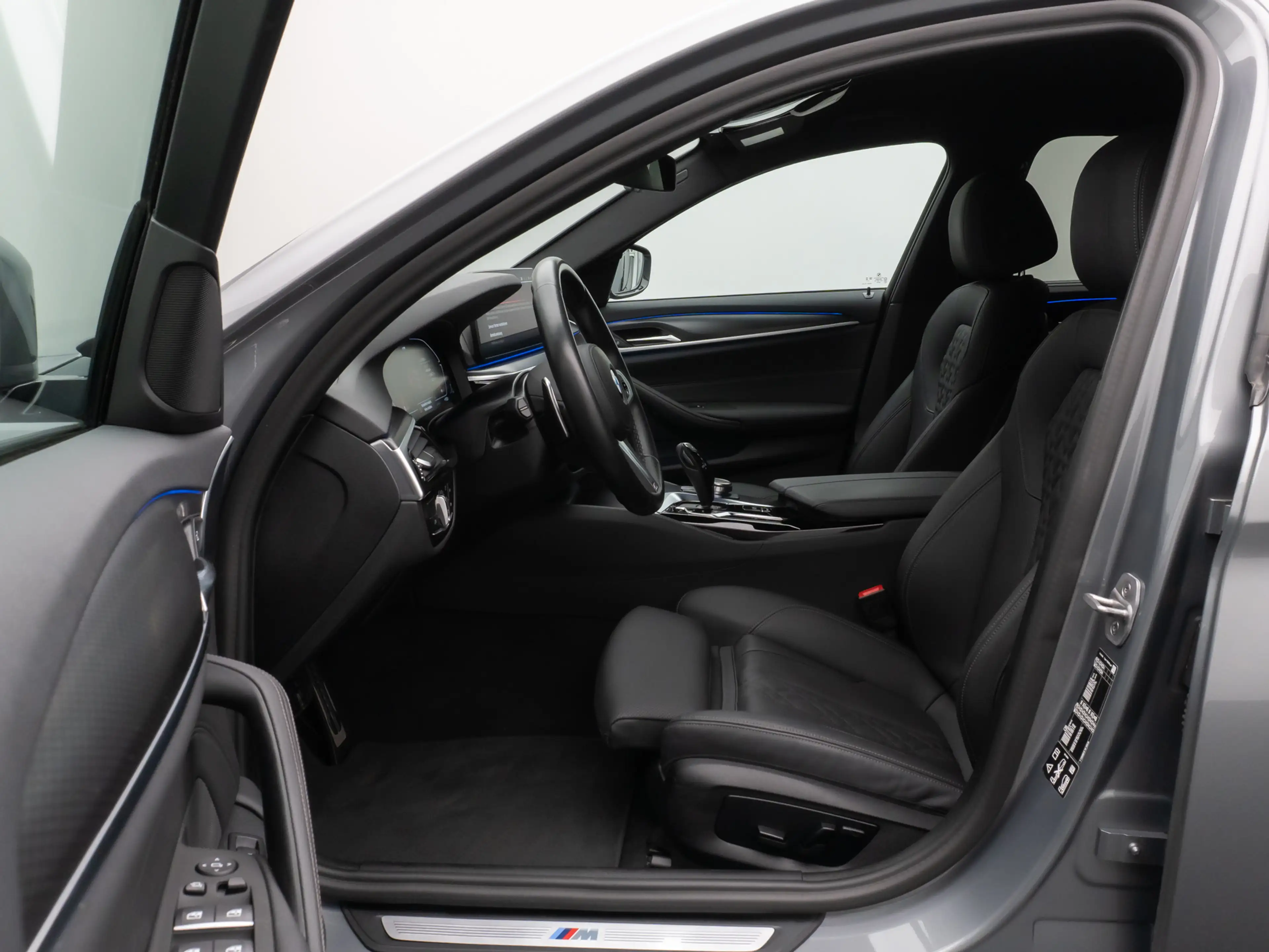BMW 530 M Sport Pro Kamera Laser HUD HiFi DAB — photo 20