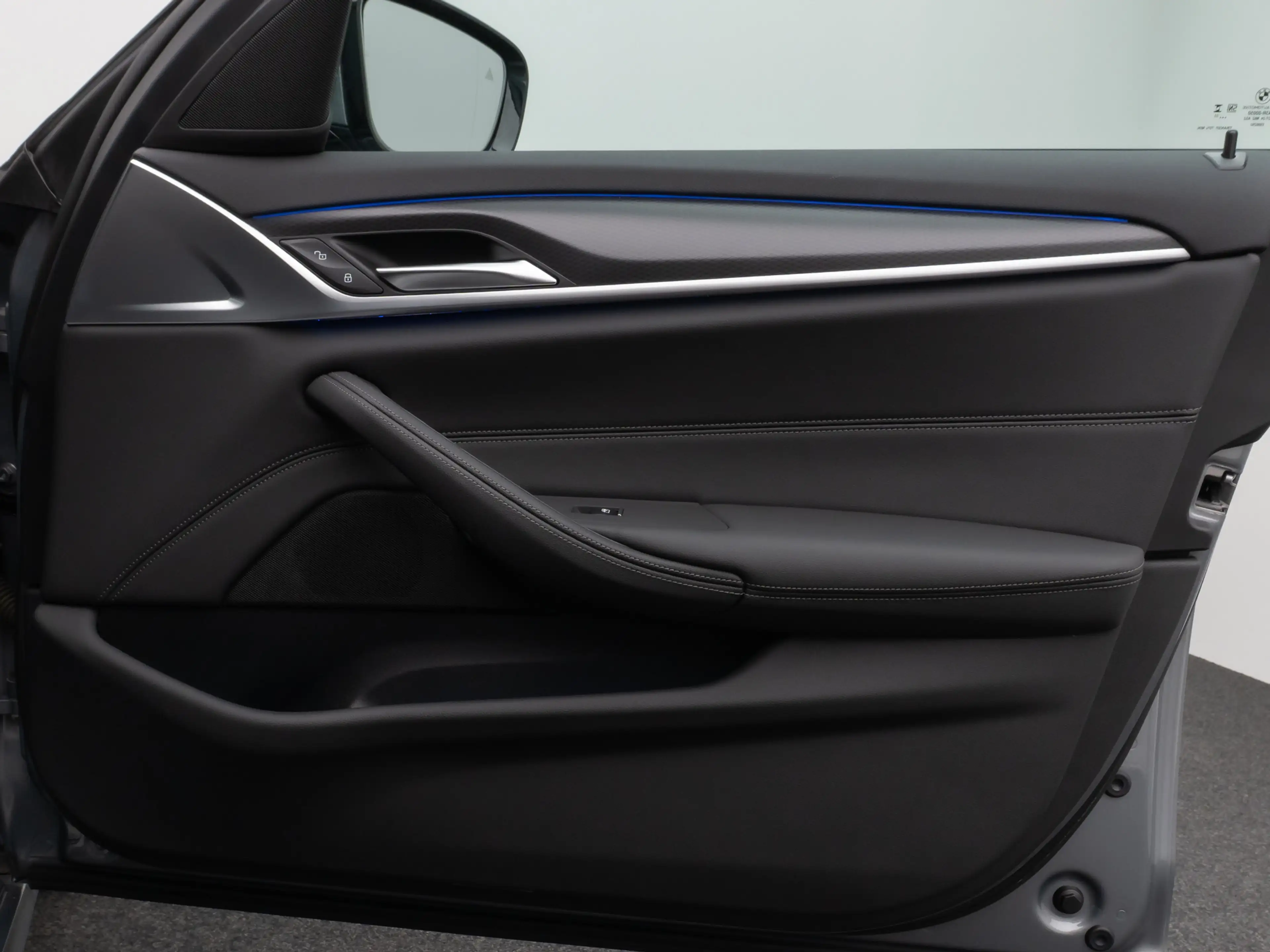 BMW 530 M Sport Pro Kamera Laser HUD HiFi DAB — photo 31