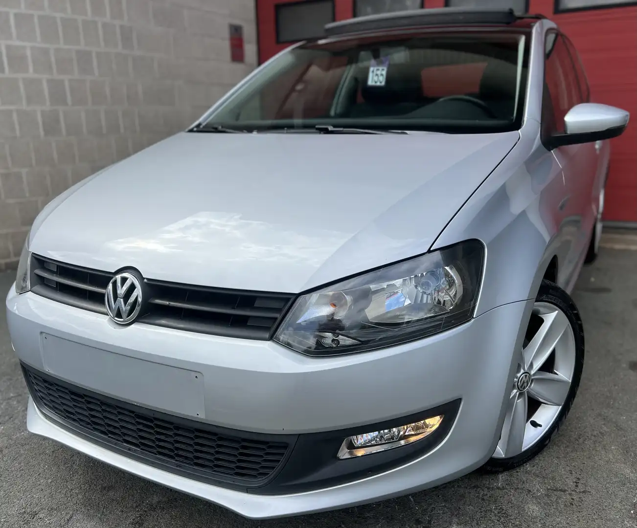 Volkswagen Polo 1.4i Comfortline / CLIM + TOIT PANO + CAR-PASS Gris - 1