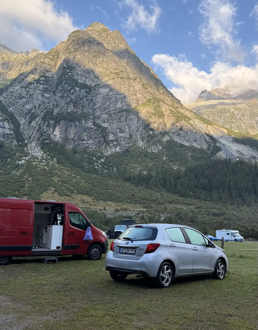 Opel Movano Opel Movano Camper mit Dusche, WC & Solar, 150.000 Rot - 1