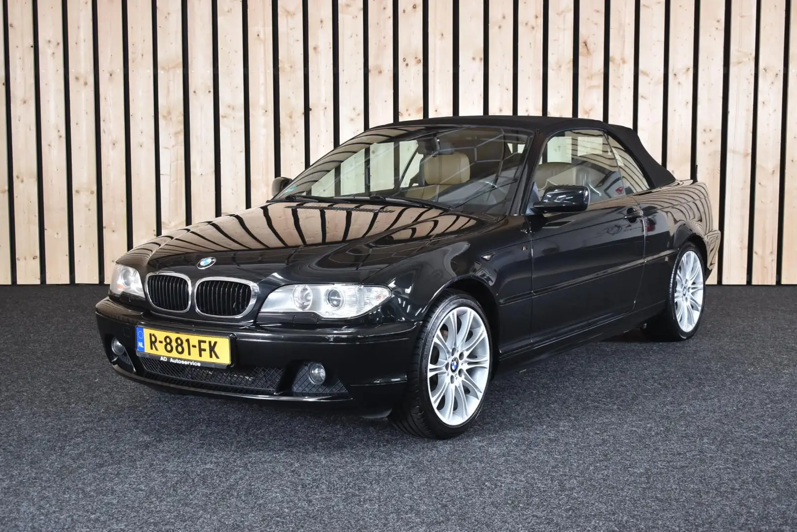 BMW 318 3-serie Cabrio 318Ci Leer Airco Cruise Xenon Elek. Zwart - 2