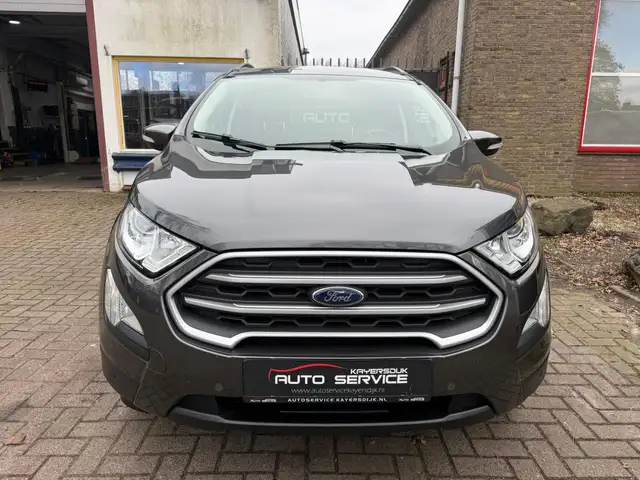 Ford Ecosport view 3