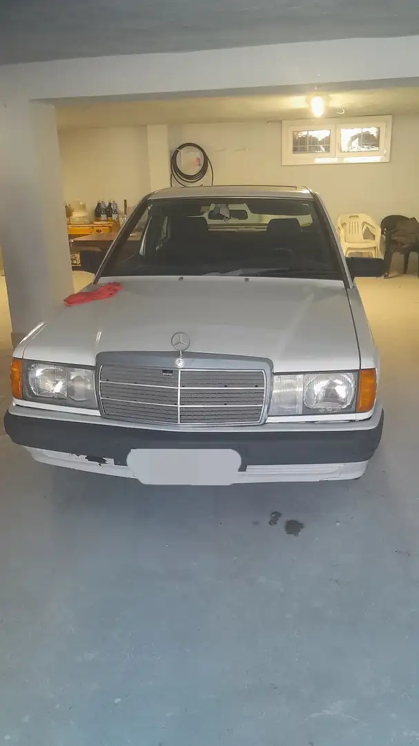 Mercedes-Benz 190 2.0 90cv - 2