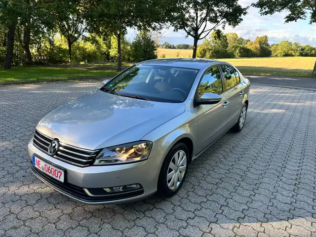 Volkswagen Passat Trendline BlueMotion/BMT