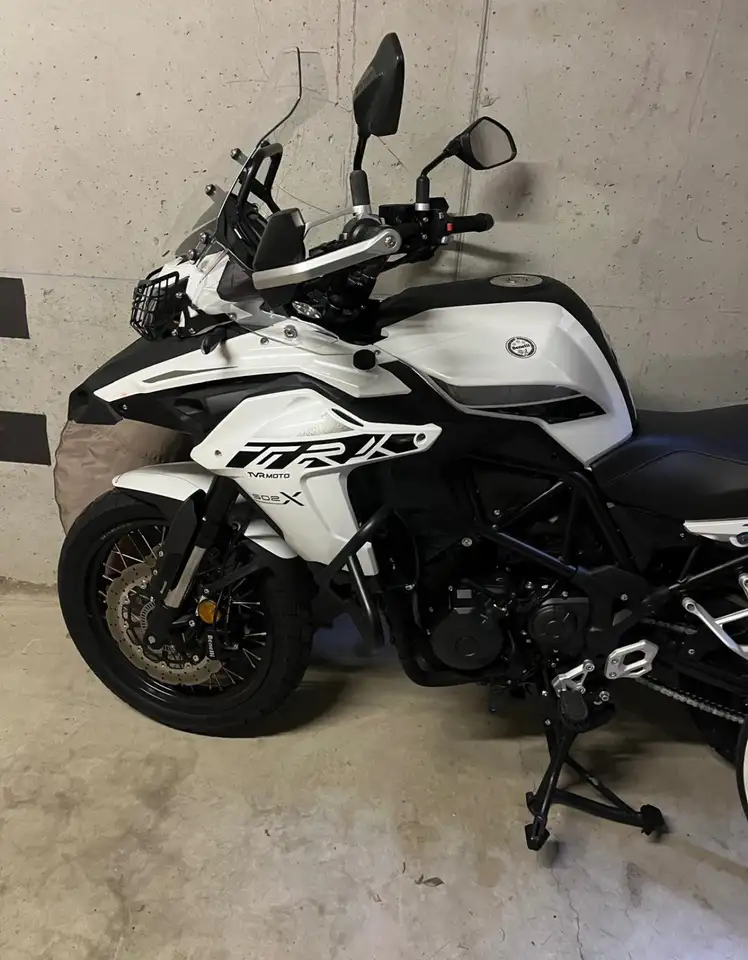 Benelli TRK 502