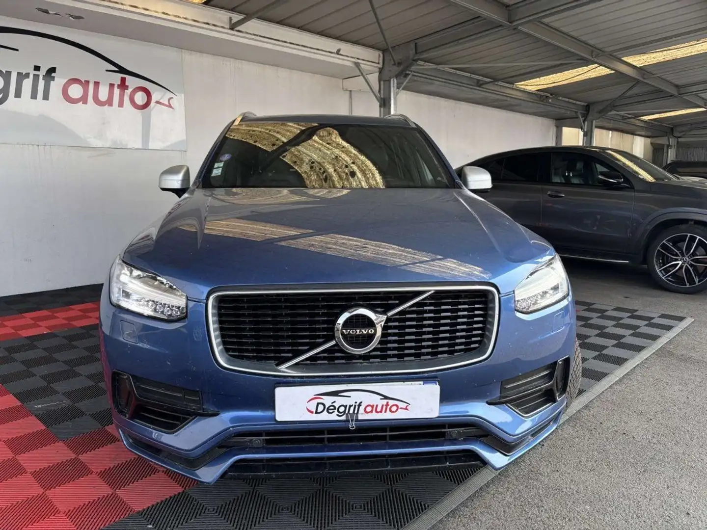 Volvo XC90 T8 Twin Engine 320%2B87 ch Geartronic 7pl R-Design Bleu - 2