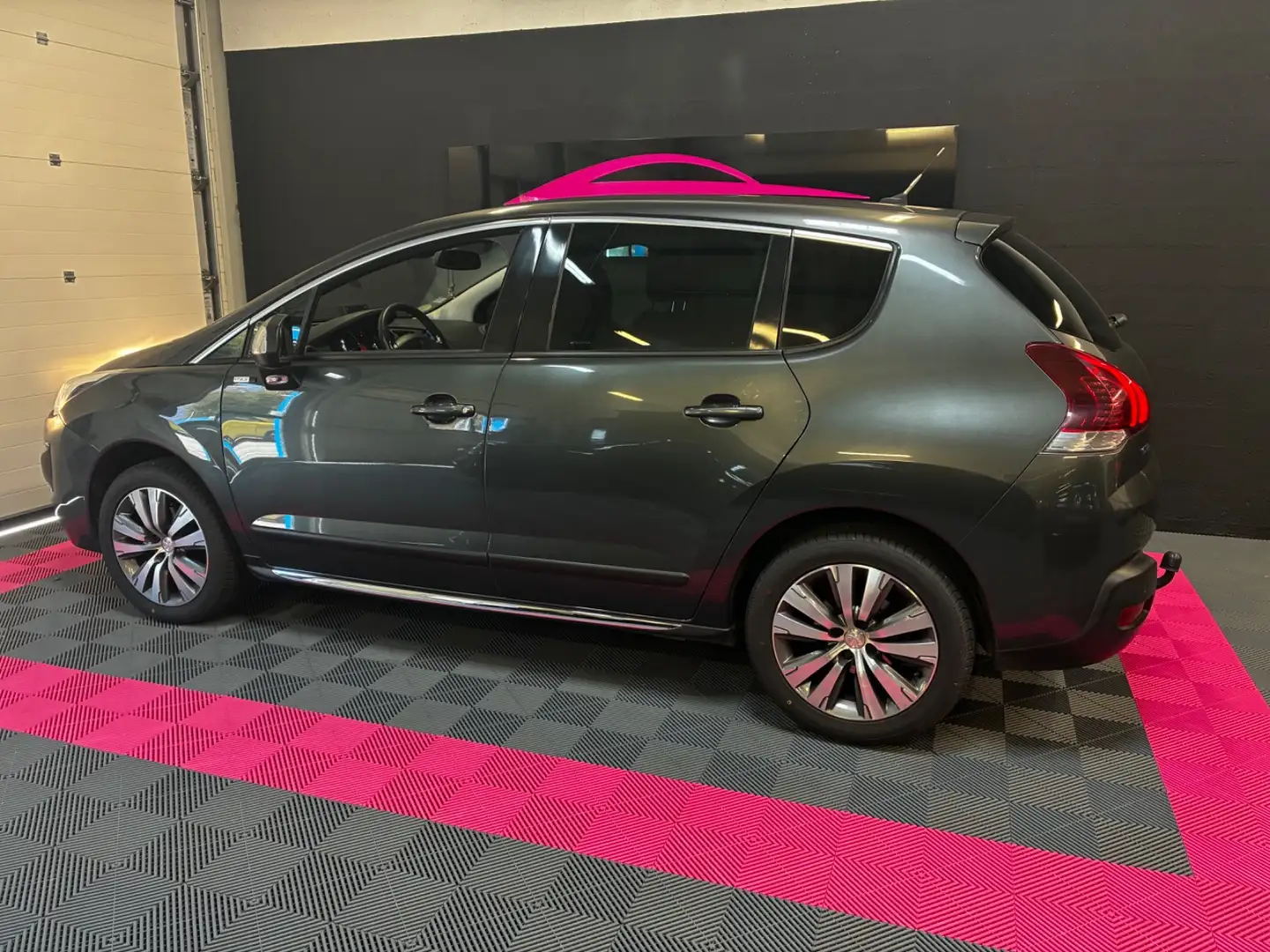 Peugeot 3008 Style Gris - 2