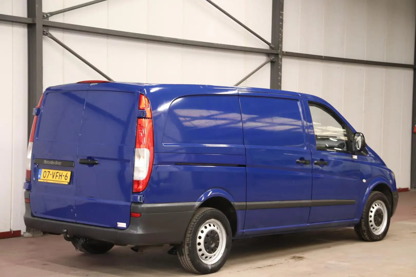 Mercedes-Benz Vito 109 CDI 320 LANG Blauw - 2