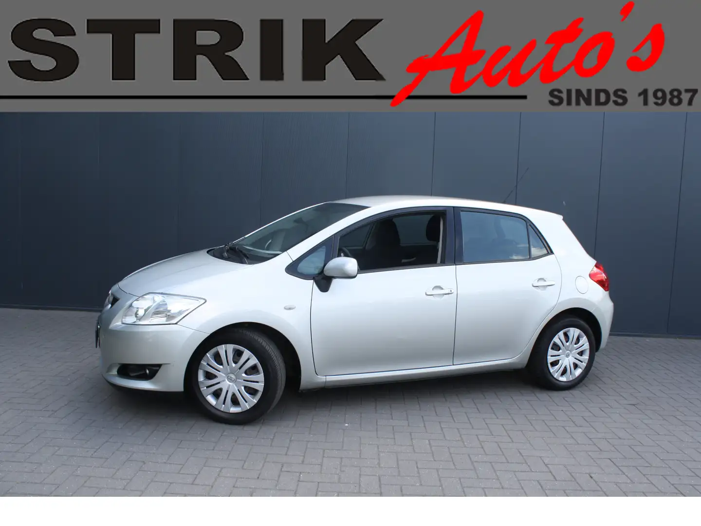 Toyota Auris 1.6-16V Sol - AUTOMAAT - CLIMATE CONTROL - 5-DEURS Grijs - 1