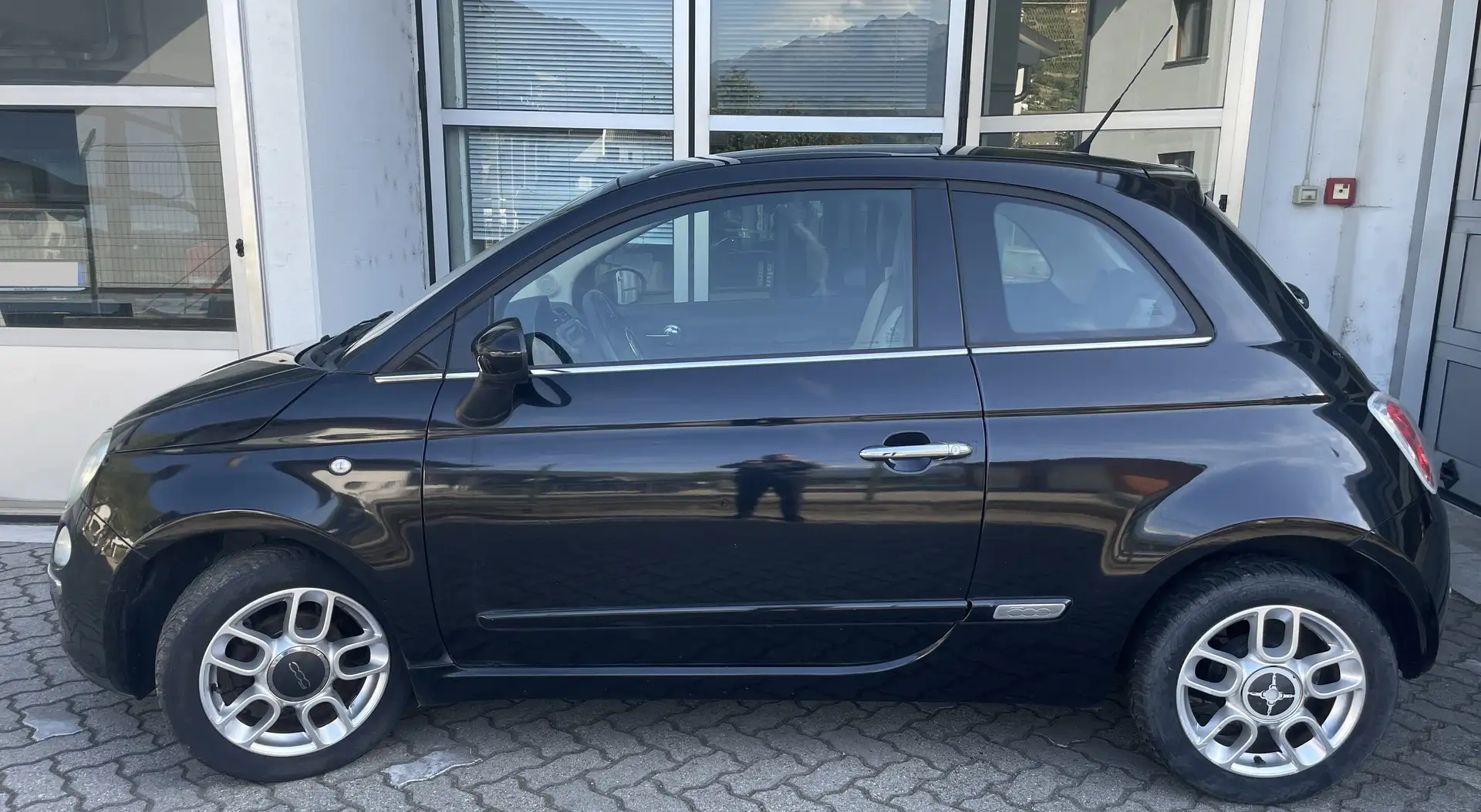 Fiat 500 tetto panoram. NEOPATENTATI 1.2 Lounge BENZINA Noir - 1
